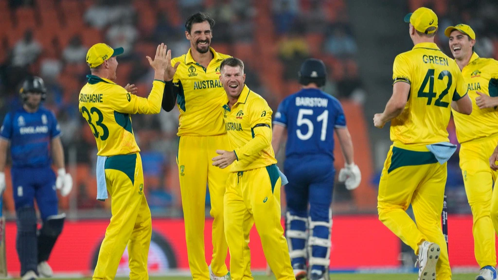 ऑस्ट्रेलिया ने इंग्लैंड को हराकर सेमीफ़ाइनल की तरफ़ बढ़ाया क़दम